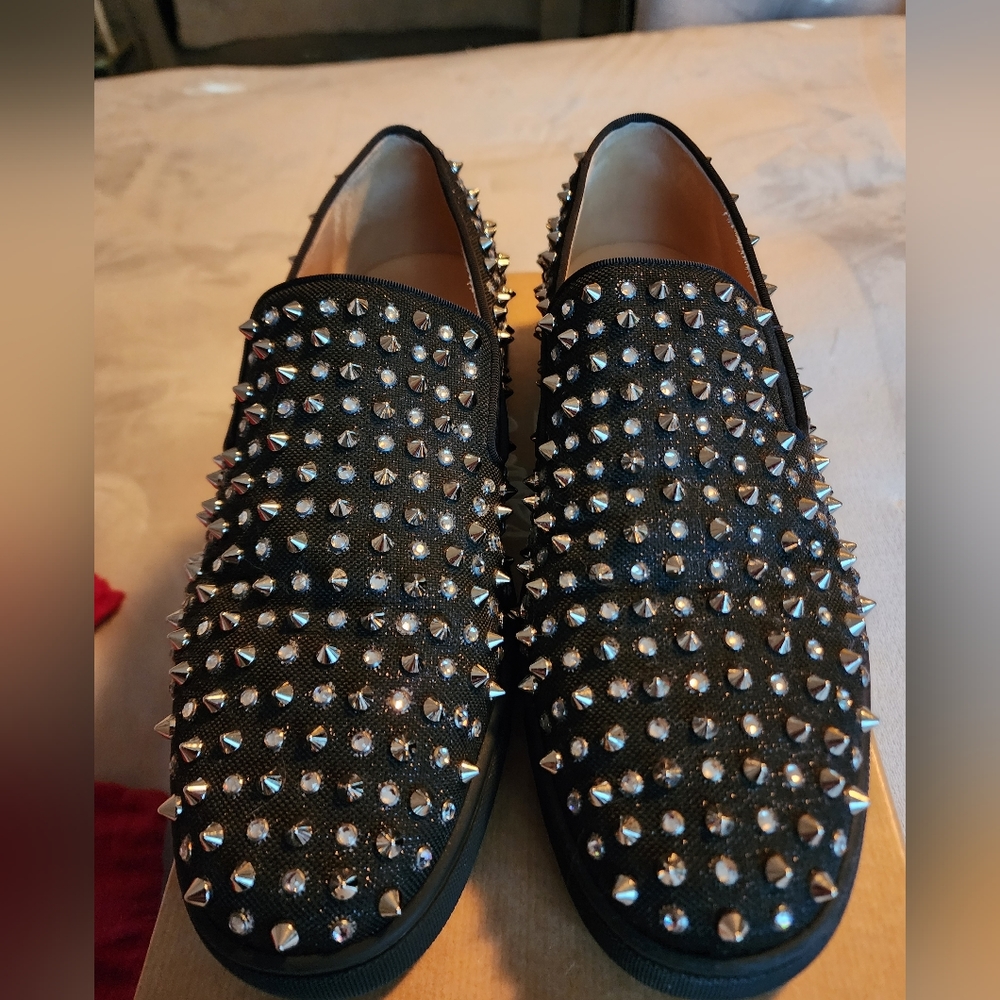 Dandelion spikes sz 10.5 US 43.5 black special edition Christian Louboutin